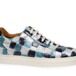 Blau/Wei&szlig;er Lackledersneaker